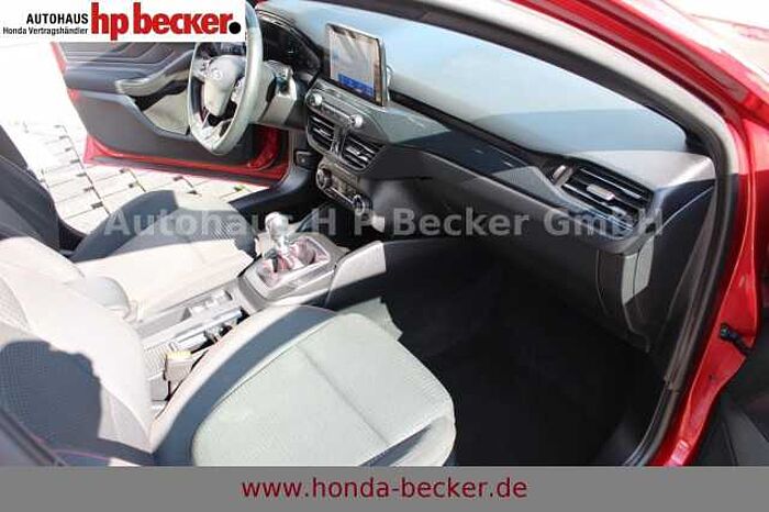 Ford Focus Turnier ST-Line NAVI WINTERRÄDER KAMERA