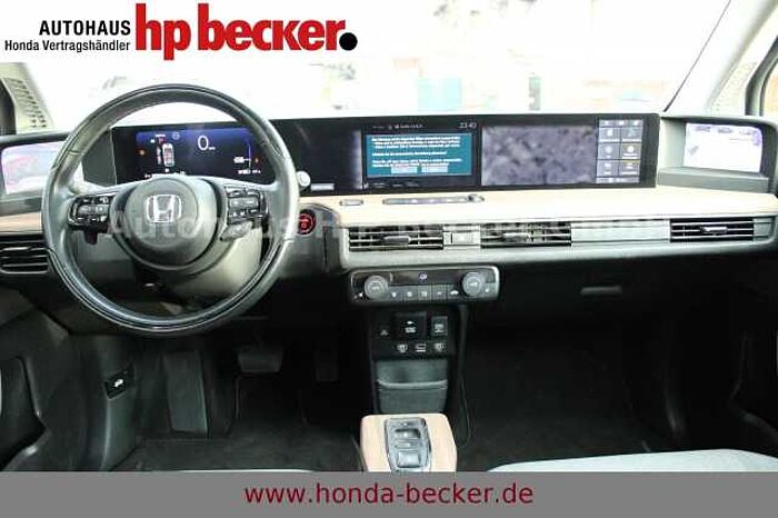 Honda e Advance VOLLDIGITAL NAVI 360°