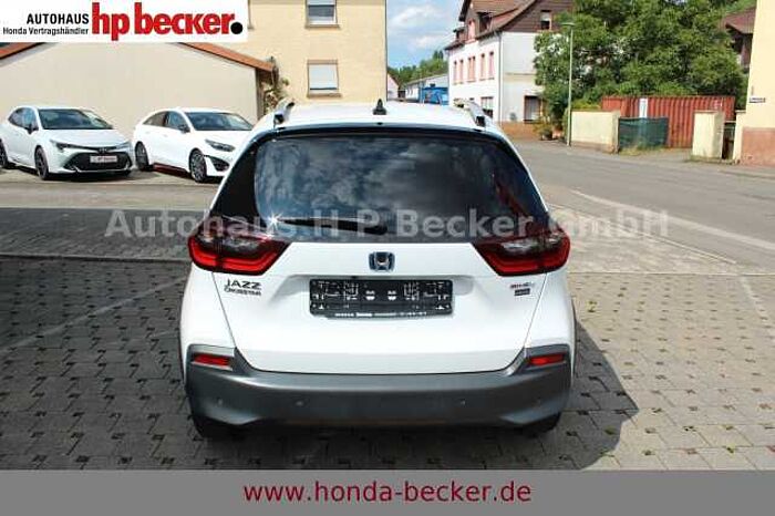 Honda Jazz 1.5 Hybrid Crosstar Executive Winterräder