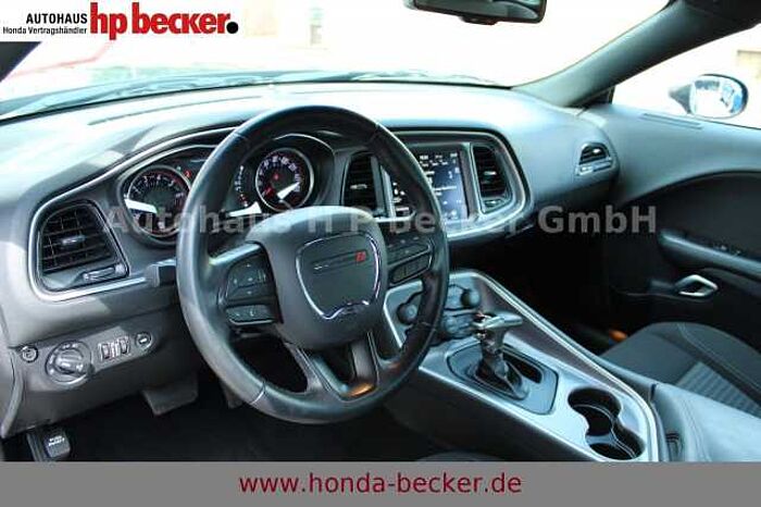 Dodge Challenger SXT V6 3.6 AUTO NAVI KAMERA PDC