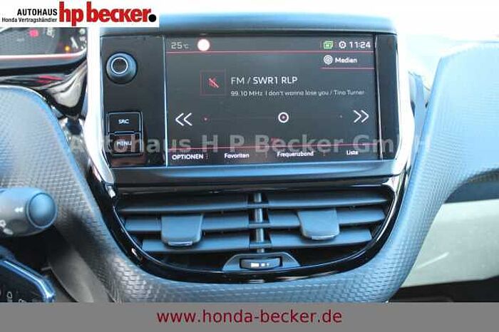 Peugeot 2008 Allure GT- Line Paket NAVI PDC AUTOMATIK