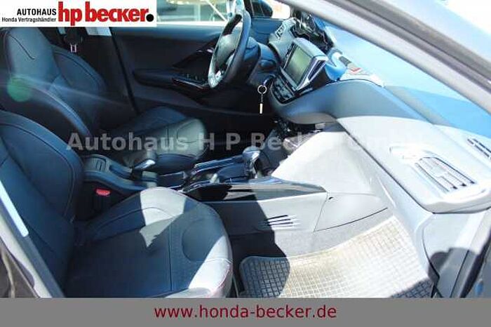 Peugeot 2008 Allure GT- Line Paket NAVI PDC AUTOMATIK