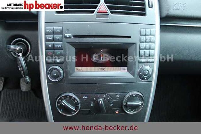 Mercedes-Benz B 200 NAVI WINTERRÄDER AHK GEPFLEGT
